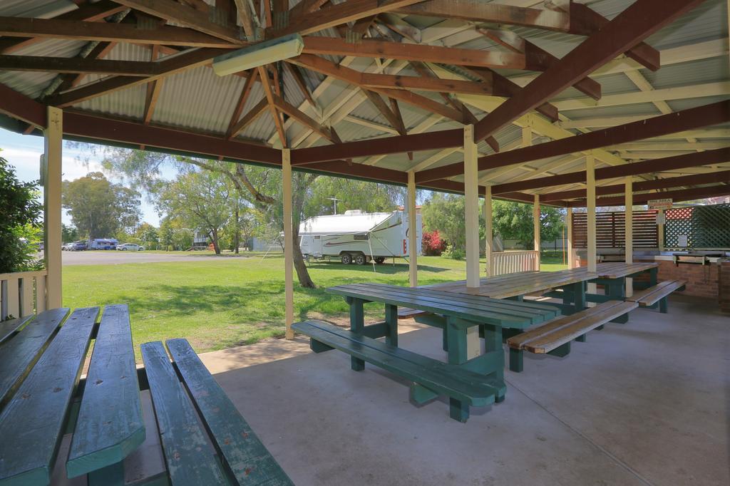 מלון Dalby Tourist Park מראה חיצוני תמונה