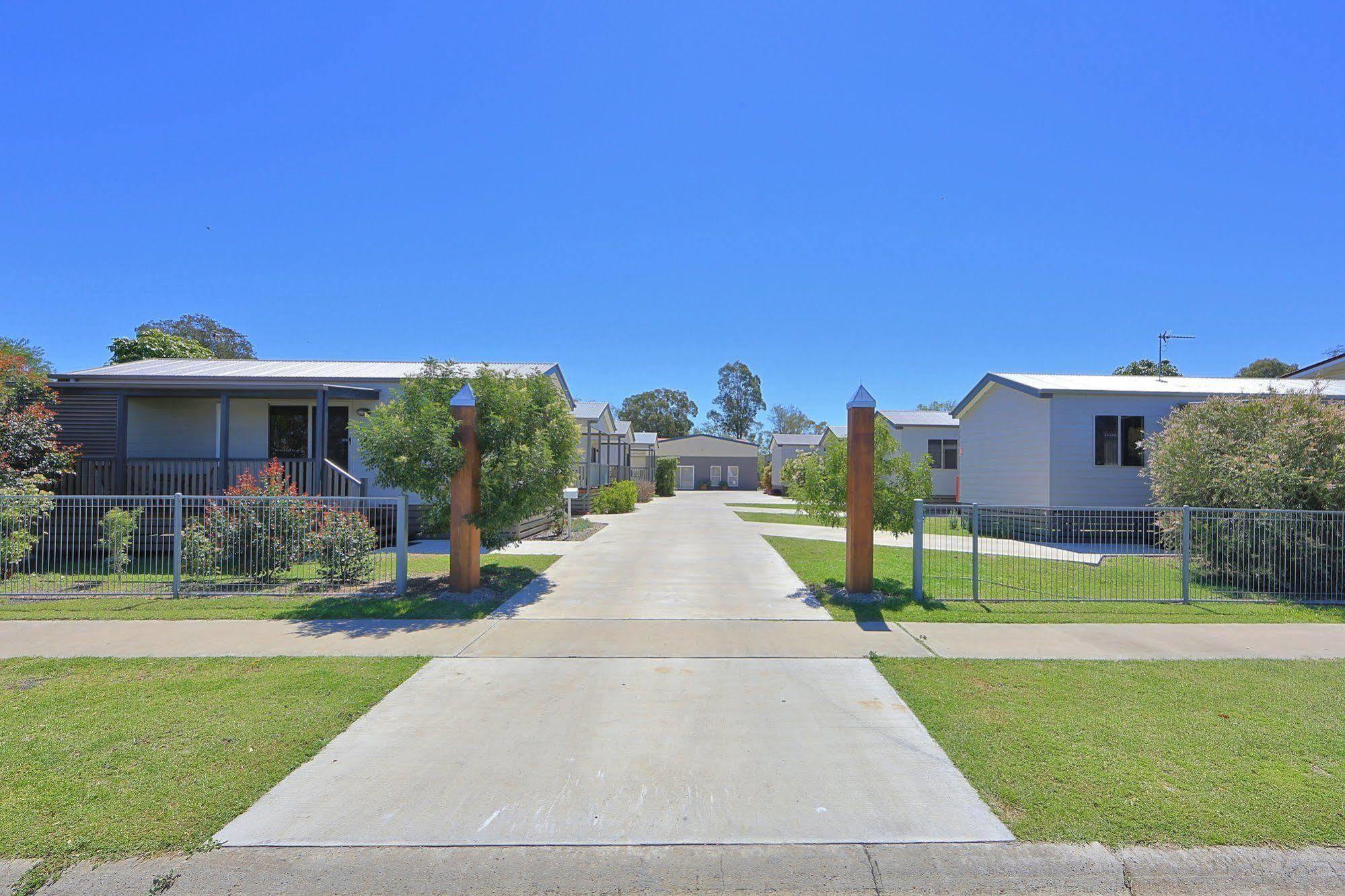 מלון Dalby Tourist Park מראה חיצוני תמונה